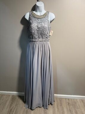 Beaded Lace Bodice Sleeveless Maxi Dress - Silver
